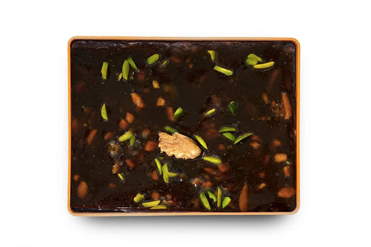 حلوى السلطانية الحمراء بالمكسرات – نصف كيلو